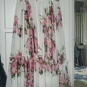 Ivy City Co Floral Pink and White Maxi Dress